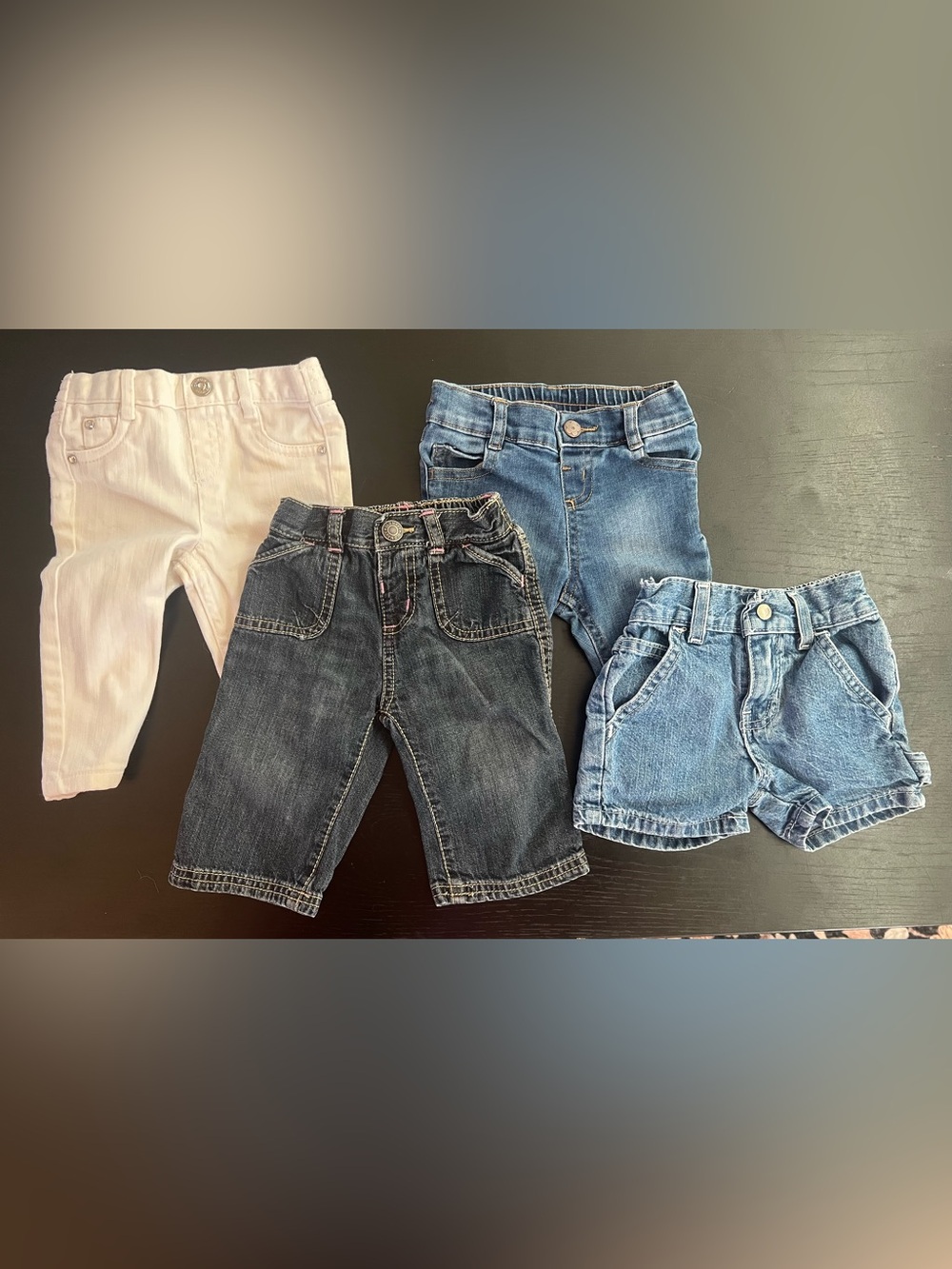 Bundle of baby girls clothes 3-6 mos